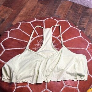 Alo Yoga Green Wispy Crop Tank Top